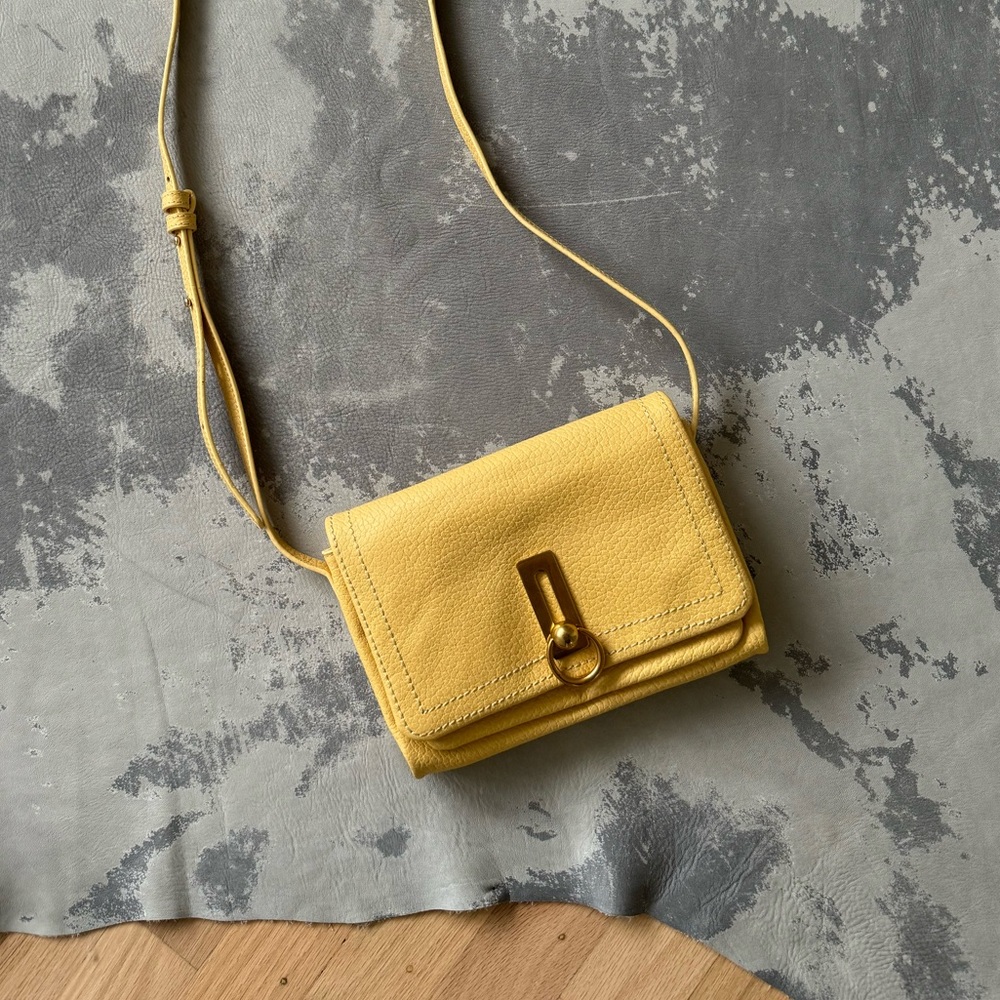 NEW Vince Camuto yellow real leather small crossbody bag purse gold hardware